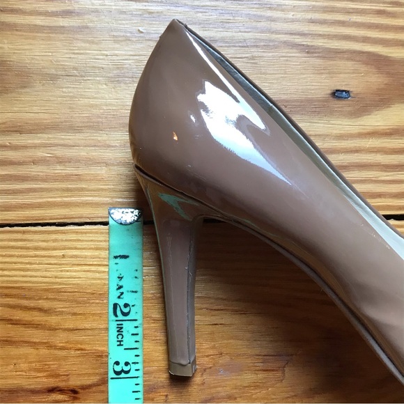 Nine West Nude Patent NW Caress Leather Heels, EUC, 8 - Picture 8 of 11